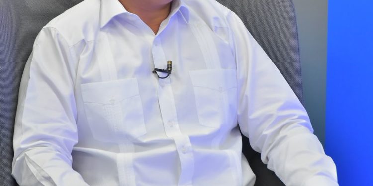 Aseguran funcionarios están concentrados en prolongar gobierno de Abinader y el PRM más allá del 2024