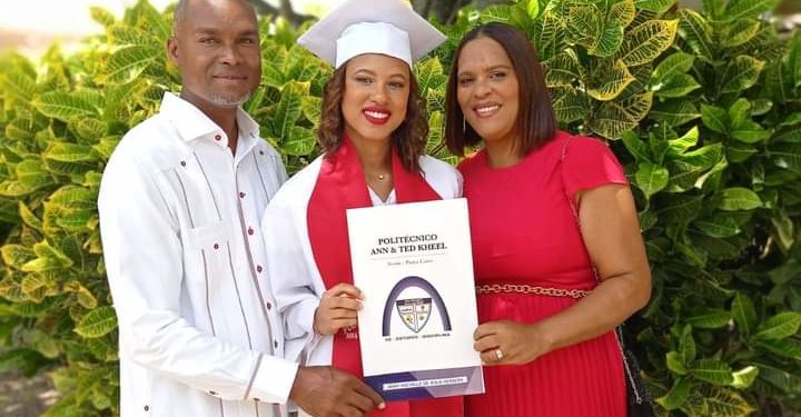 Mueren cuatro miembros de una familia en accidente de transito en Higüey