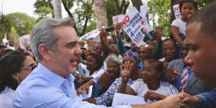 Presidente Abinader visitará provincias Duarte y Santiago este miércoles y jueves