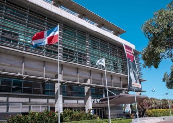 Ministerio Público realiza allanamientos simultáneos relacionados con caso de 237 paquetes de cocaína ocupados en Autovía del Este