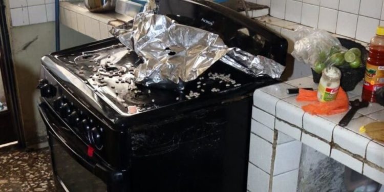 Muere niño tras sufrir quemaduras por la explosión de una estufa en Santiago