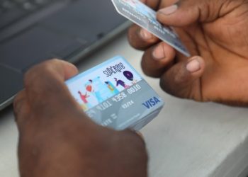 Dictan tres meses de prisión preventiva a hombre que clonó 16 tarjetas del programa Supérate