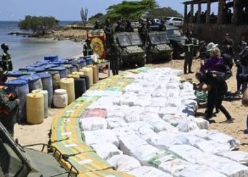 Venezuela decomisa el mayor cargamento marítimo de marihuana en la última década