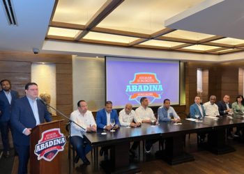 Sanz Lovatón promoverá el deporte en la juventudEl funcionario presidirá comité organizador de torneo de baloncesto superior del Distrito Nacional