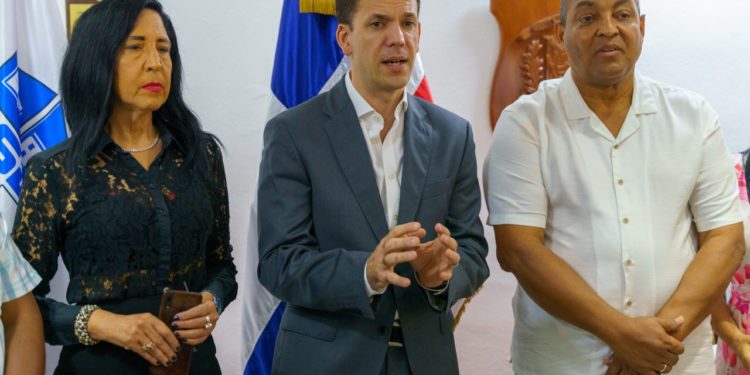 Intrant y Alcaldía Santo Domingo Oeste lanzan plan piloto a favor del sector motoconcho