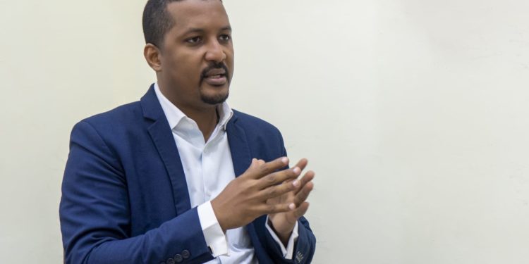 «Revisión adelantada del salario mínimo es lo correcto, no aumento voluntario», afirma RAFA Castillo, director de CITA Sindical