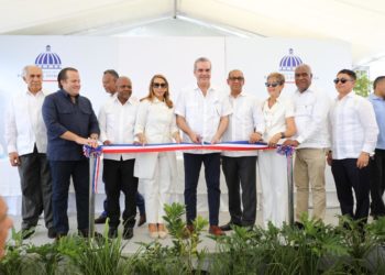 Presidente Abinader inaugura obras en Puerto Plata con inversión de más de RD$520 millones