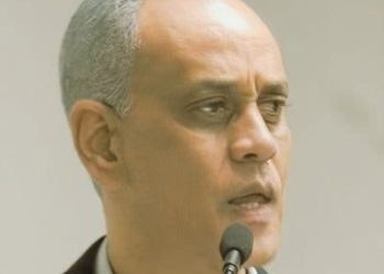 Manolo Pichardo dice que con fines reeleccionista el gobierno prohíbe el ingreso del ex primer ministro interino de Haiti, Claude Joseph