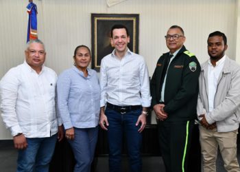 Intrant entrega Plan de Movilidad Urbana a San Francisco de Macorís