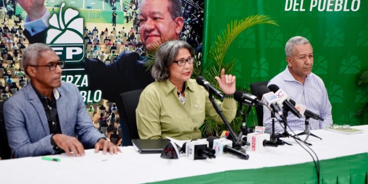 FP deplora sustitución de «profesionales calificados por un personal con poca experiencia» en INAIPI y CONANI