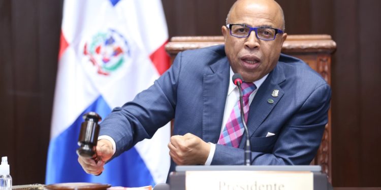 Diputados aprueban proyecto que modifica Ley del Presupuesto General del Estado para el 2022