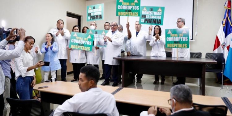 CMD apoya gestión Dr. Clemente Terrero en Hospital Robert Reid Cabral