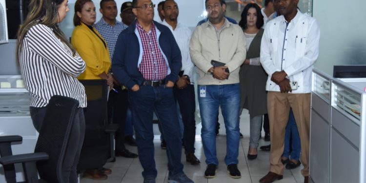 Unidad de Titulación de Terrenos del Estado adopta medidas ante el paso de la tormenta Fiona