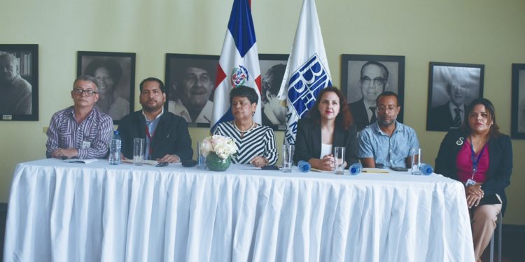 Acuerdan capacitar bibliotecarios en nuevas normas de catalogación