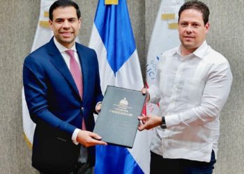 Propeep y Ministerio de la Vivienda firman convenio para mejorar viviendas en condiciones vulnerables