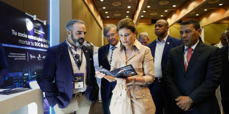 Vicepresidenta Raquel Peña: “la seguridad del ciberespacio es una plataforma firme para el desarrollo económico y social de nuestro país y nuestra gente”