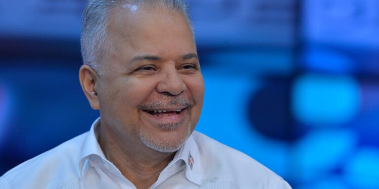 Salazar valora de manera positiva instalación de módulo de IDOPRIL en el Hospital Pina