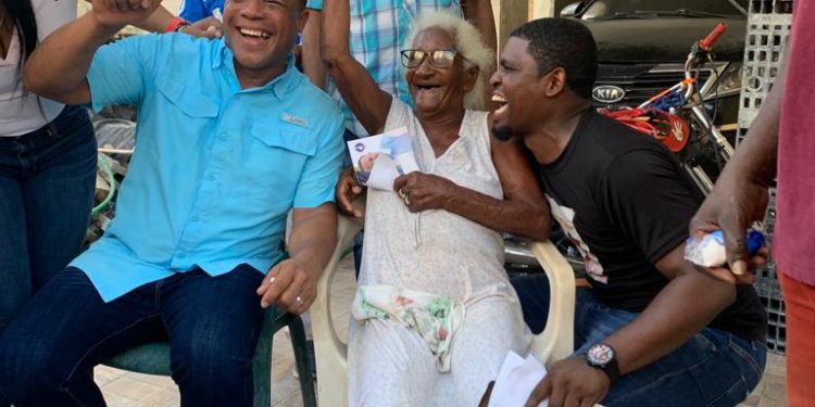 Jorge Hiche y Alex Villa despliegan sus tropas al barrio Moscú