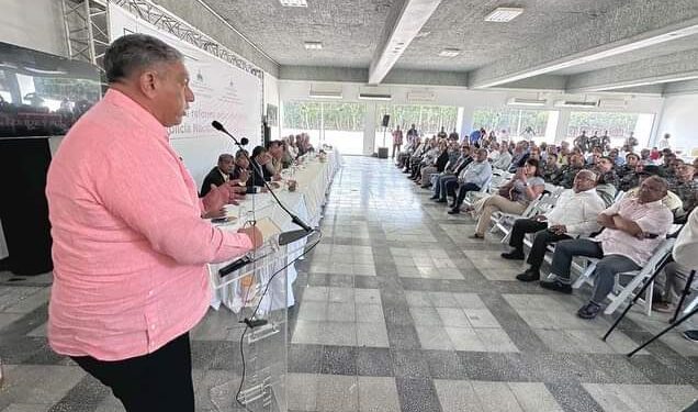 Sociedad de Santiago participa en el proceso de reforma y educación de la Policía Nacional