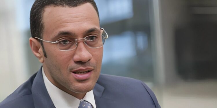 El creador del programa de Inglés de Inmersión, Juan Valdez, rechazó que el mismo haya fracasado