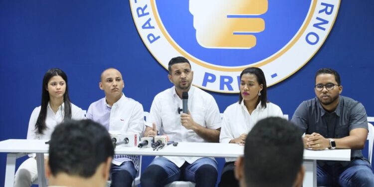 PRM recibe inscripción de 891 jóvenes a puestos electivos para el 2024