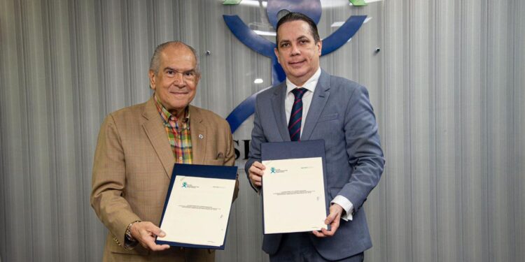 SISALRIL y ACIS suscriben acuerdo de cooperación para impulsar temas de salud y seguridad laboral