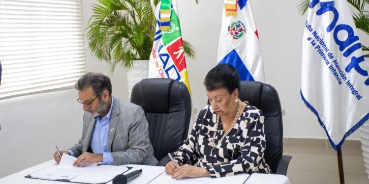 INAIPI y el CONADIS acuerdan promover los derechos y la atención integral de los infantes con condiciones de discapacidad