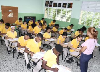 MINERD presenta resultados de pruebas nacionales; más de 120 mil estudiantes recibieron las evaluaciones