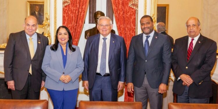 Senador Menéndez convoca Comité de Relaciones Exteriores para tratar tema de Haití