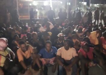 Migración detiene 221 nacionales haitianos ilegales en comunidades de Barahona mediante operativo