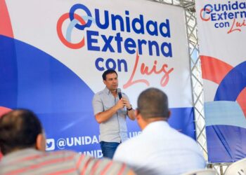 47 presidentes comités de base del PLD de SDE se juramentan en Unidad Externa con Luis