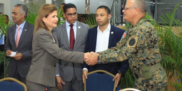 Vicepresidenta Peña encabeza reunión sobre seguridad ciudadana