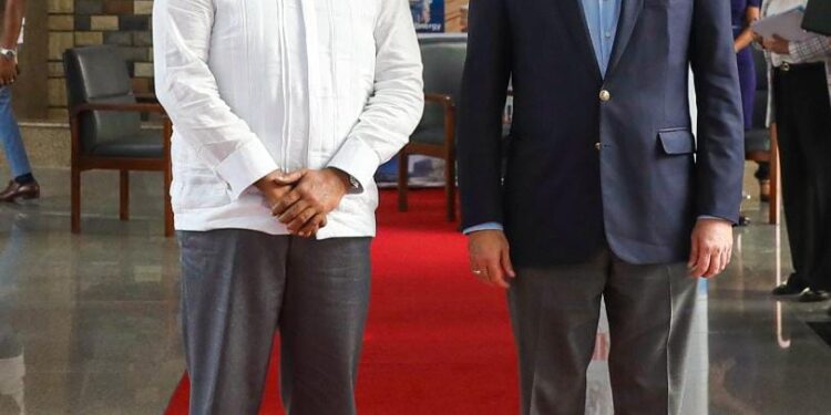 Presidente de Guyana, Mohamed Irfaan Alí, llega este martes al país en visita oficial