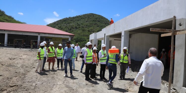 Recinto de la Universidad ISA que construye EGEHID en Bohechío está avanzado en un 90%