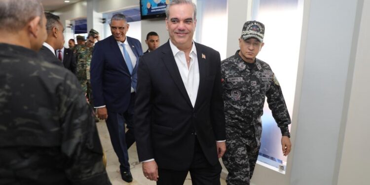 Presidente Abinader encabeza reunión sobre seguridad ciudadana