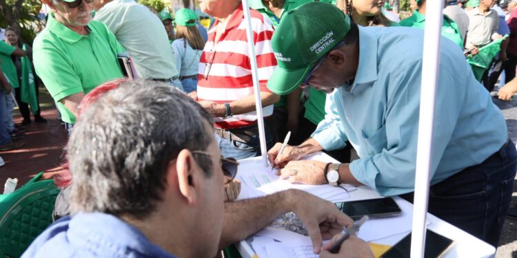 Fuerza del Pueblo realizará jornada nacional de afiliación; está a punto de lograr 2 millones de afiliados