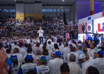 Juventud de Barahona respalda en masivo acto reelección de Luis Abinader
