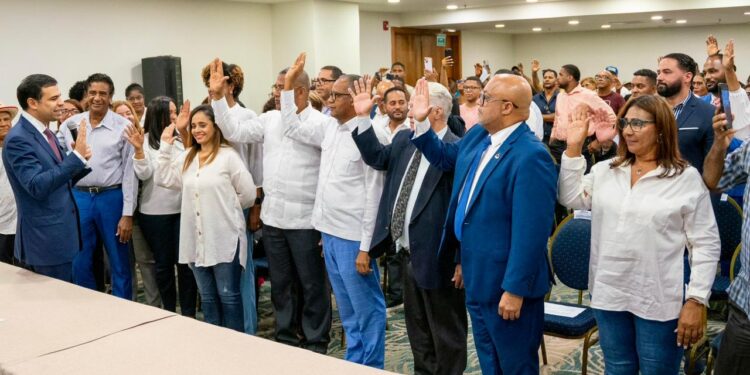 Exgobernador Casa Presidencial del PLD Fernándo Sánchez ingresa a Unidad Externa para apoyar reelección