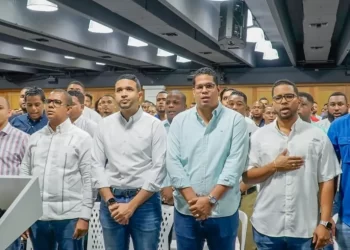 Eilyn Beltrán apoya a Carlos Valdez como coordinador de campaña de la Juventud de Abinader