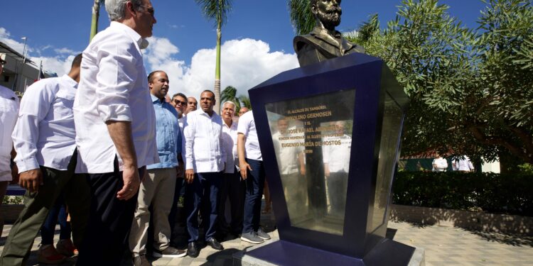 Presidente Abinader inaugura Museo Horacio Vásquez en Tamboril