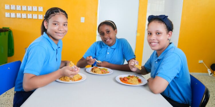 Día Mundial de la Alimentación: RD a través del INABIE lidera la alimentación escolar en el Caribe