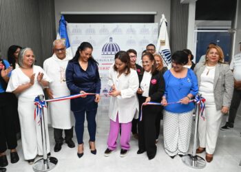 Ministra de la Mujer inaugura nuevas instalaciones de la Oficina Provincial de la Mujer en la Provincia María Trinidad Sánchez