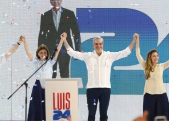 PRM proclama a Luis Abinader como su candidato presidencial