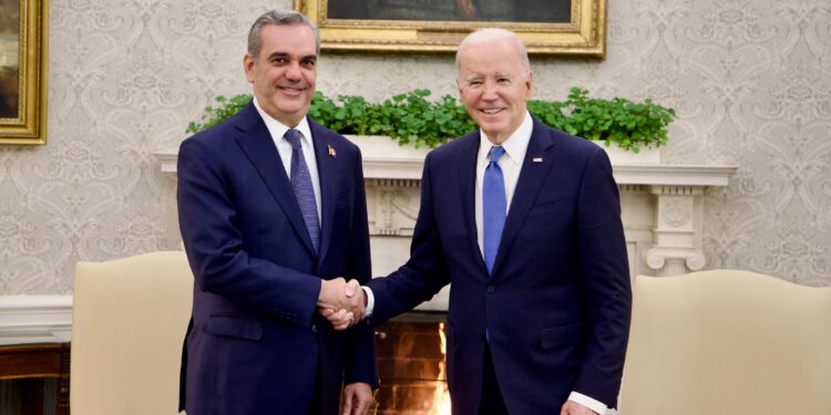 Inicia reunión de los presidentes Joe Biden y Luis Abinader