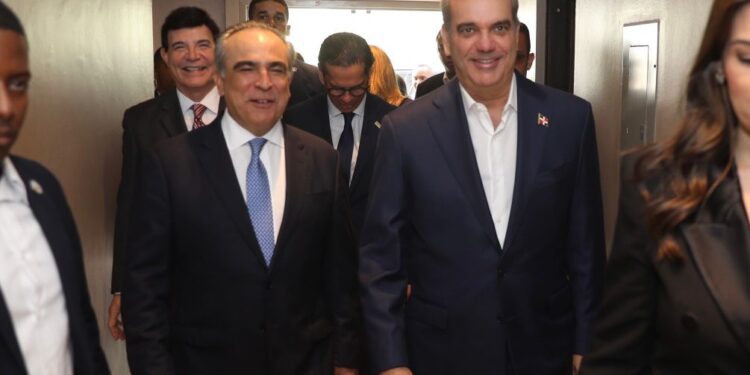 Presidente del Conep reconoce estabilidad económica y la confianza que hay en el país para sector privado seguir siendo motor crecimiento del país