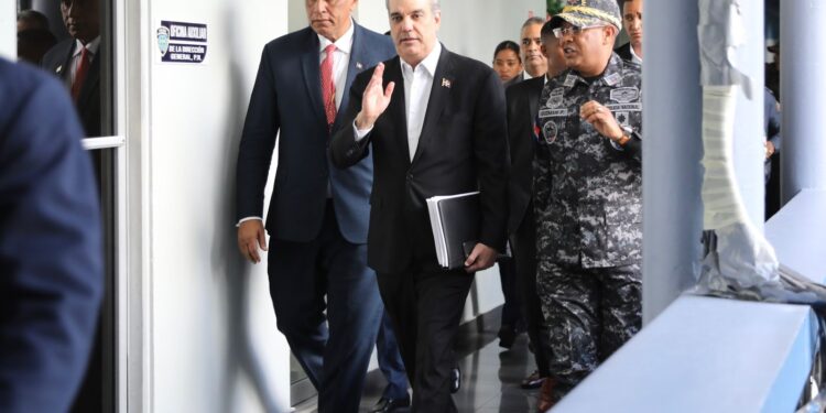 Presidente Abinader encabeza reunión de seguimiento al Plan de Seguridad Ciudadana