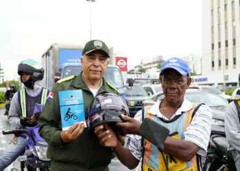 DIGESETT inicia Campaña Educativa para Conductores y Peatones en varios puntos del Gran Santo Domingo