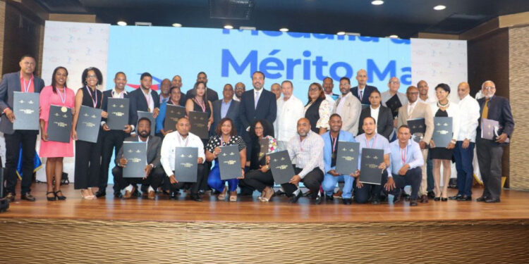 INEFI impulsó el desarrollo de los docentes con proyectos de capacitación e incentivos salariales