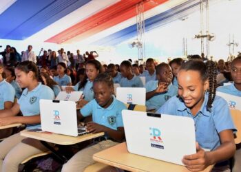 República Dominicana es uno de los 11 países, de 81 medidos, que mejoró en los resultados de PISA
