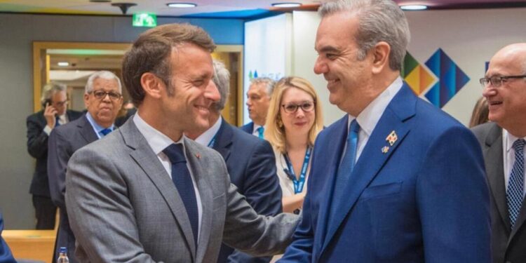 Macron envía carta a Abinader y Francia refuerza lazos con República Dominicana mostrándose dispuesta a apoyar grandes proyectos de desarrollo